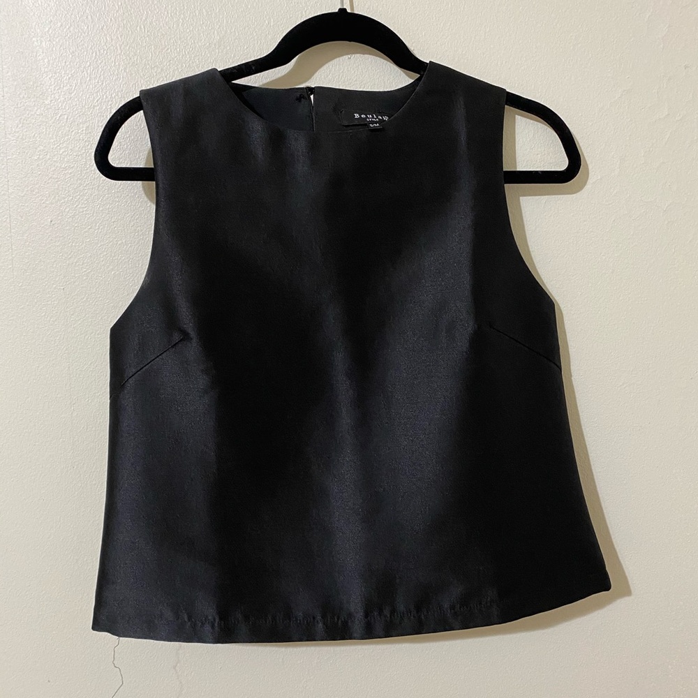 Structured black top